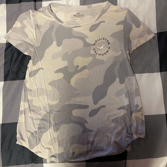 Women’s shirts - Picture 3 of 6